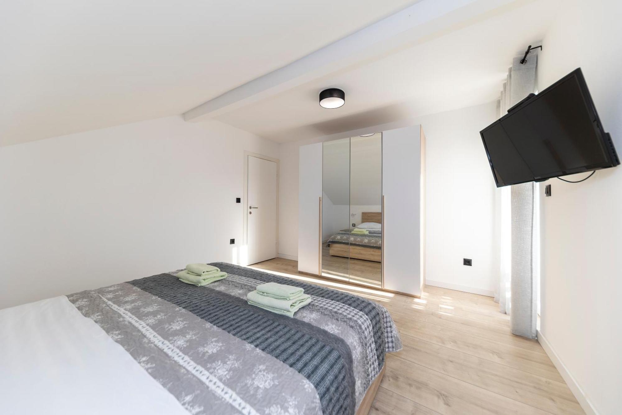 Family Apartments Zadar - Ryanair Exclusive Exterior photo